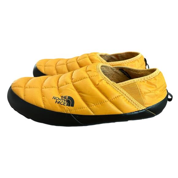 The Northface Men’s Thermoball Traction Mule V slippers Yellow Black Slip-On 11 - Picture 3 of 8